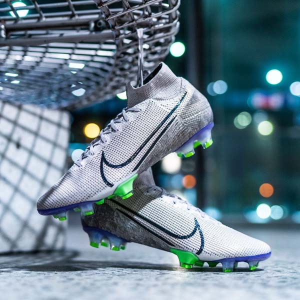 new nike football boots pack