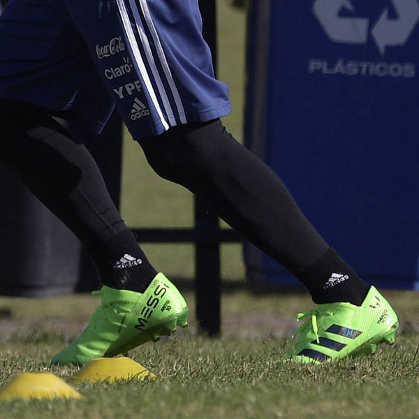 stand politician Supermarket Messi Trains In Signature World Cup adidas Nemeziz 18.1 - SoccerBible