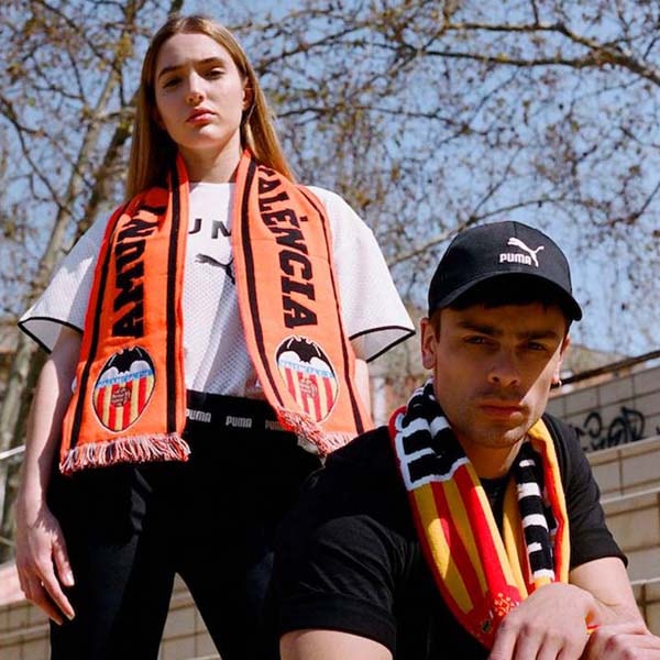 Valencia Pay Homage To Mestalla With 22/23 Home Shirt - SoccerBible